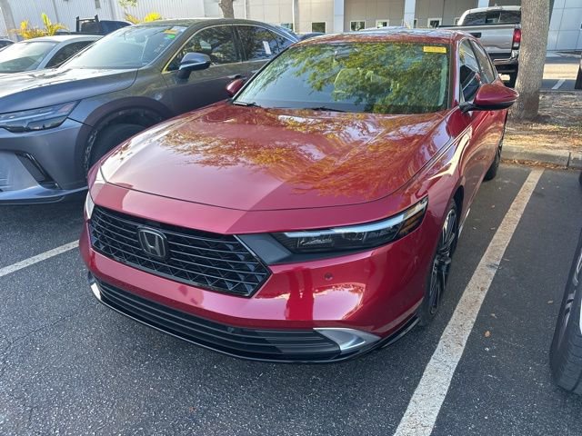 Used 2023 Honda Accord Touring image 5