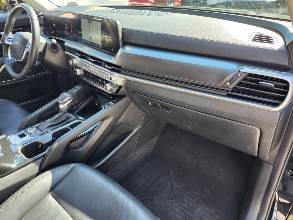 Used 2023 Kia Telluride S w/ S Sunroof Package image 16