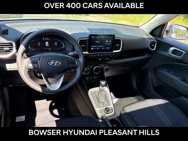 New 2026 Hyundai Venue SEL FWD image 6
