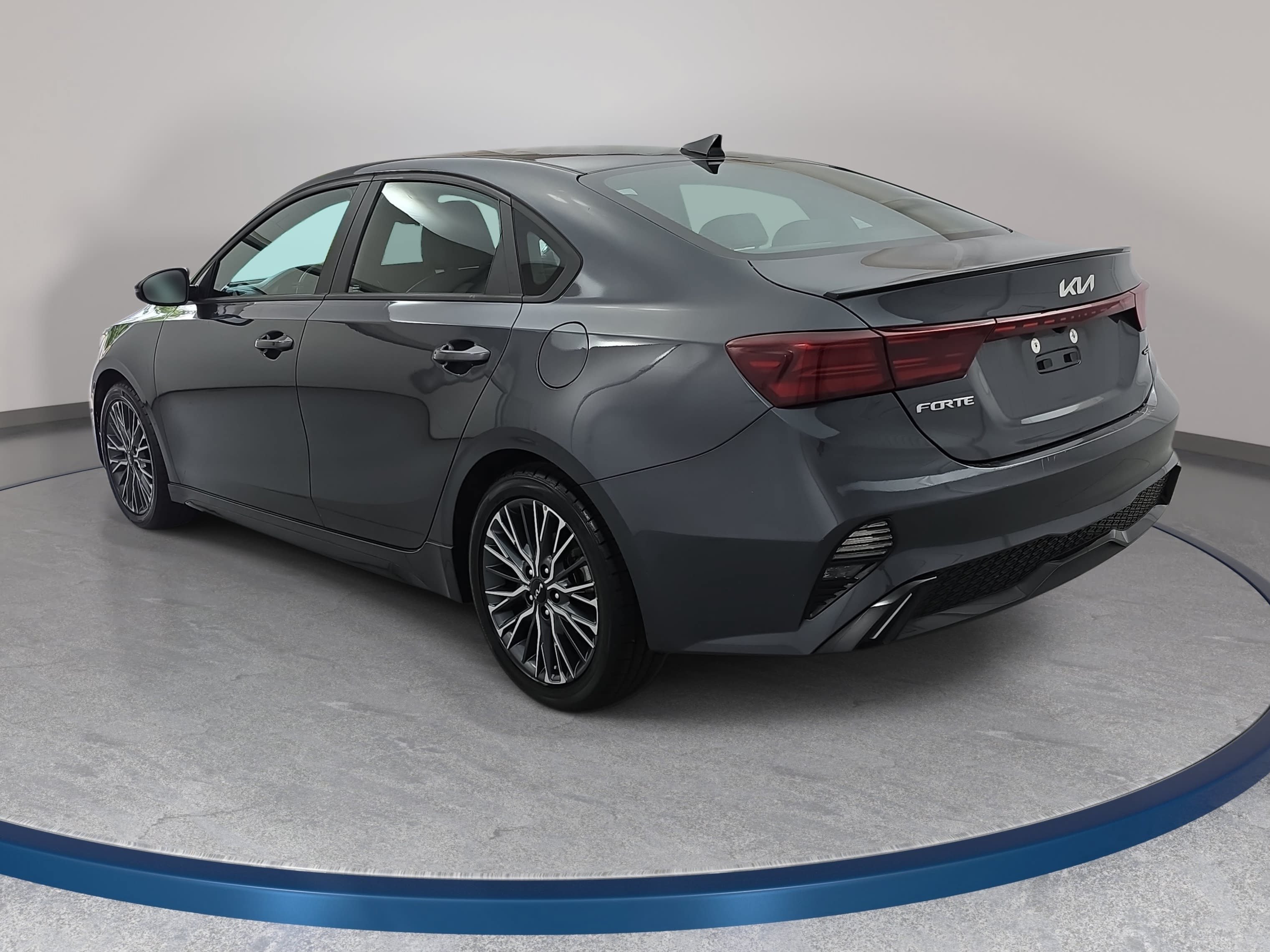Used 2023 Kia Forte GT-Line FWD image 7