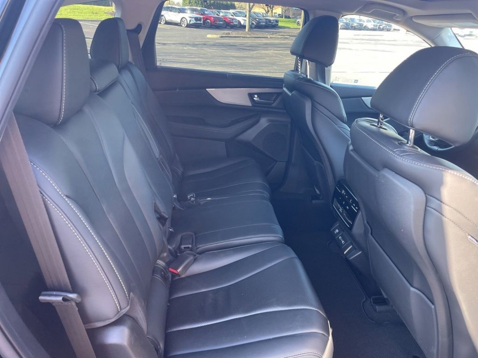 Used 2023 Acura MDX w/ Technology Package image 19