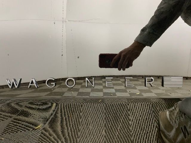 New 2025 Jeep Wagoneer L Series III w/ Quick Order Package 25C Super image 9