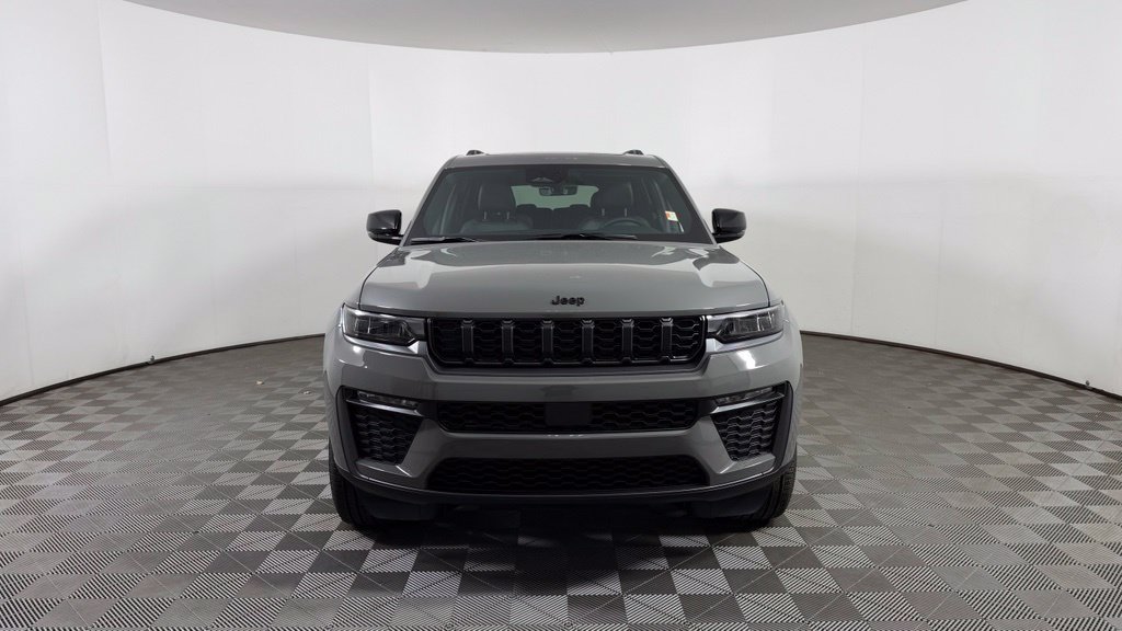 New 2027 Jeep Grand Cherokee L Limited AWD/4WD image 2