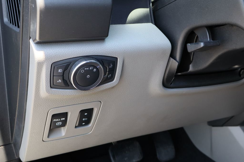 Used 2018 Ford F150 XLT w/ Equipment Group 302A Luxury image 13