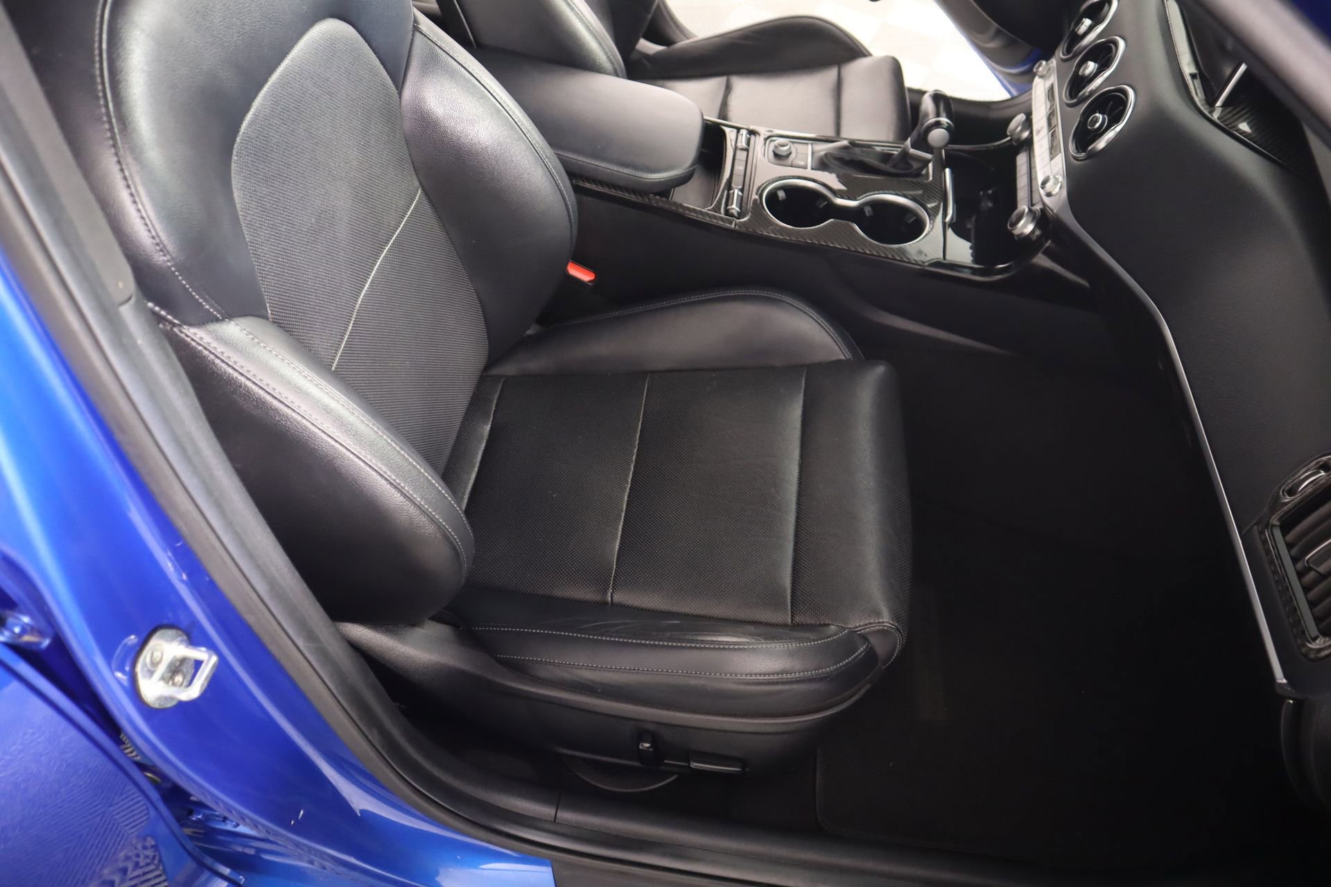 Used 2020 Kia Stinger GT-Line w/ Sun & Sound Package image 14