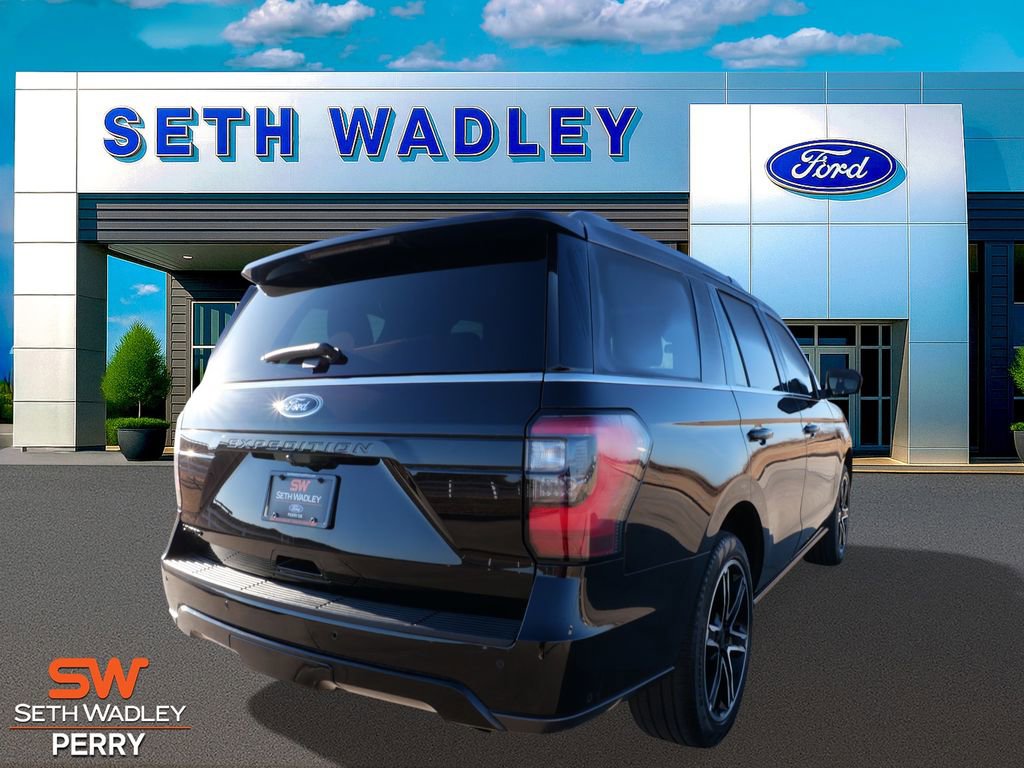 Used 2021 Ford Expedition Limited image 3
