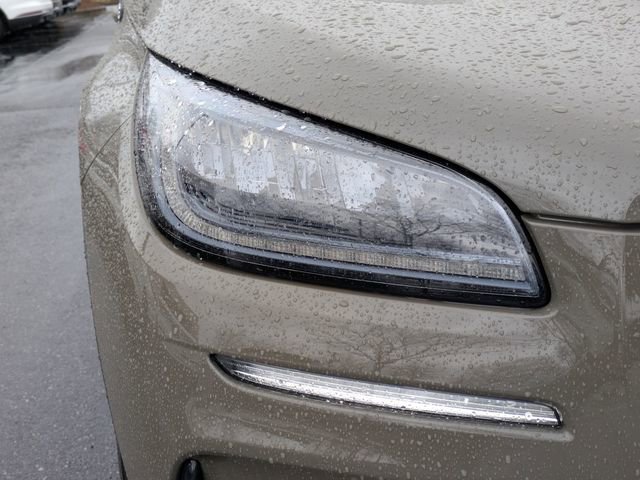 New 2026 Lincoln Corsair Premiere image 8