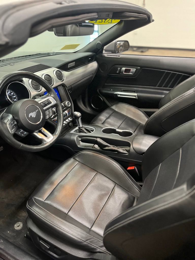 Used 2021 Ford Mustang Premium RWD image 9