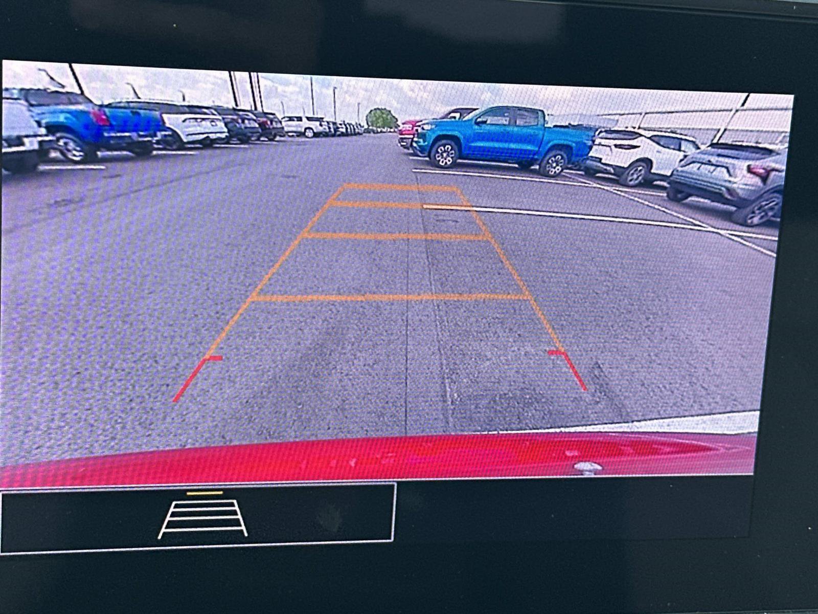 Certified 2024 Chevrolet Trax RS w/ Driver Confidence Package FWD image 26