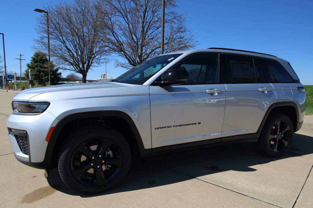 New 2026 Jeep Grand Cherokee Limited image 18