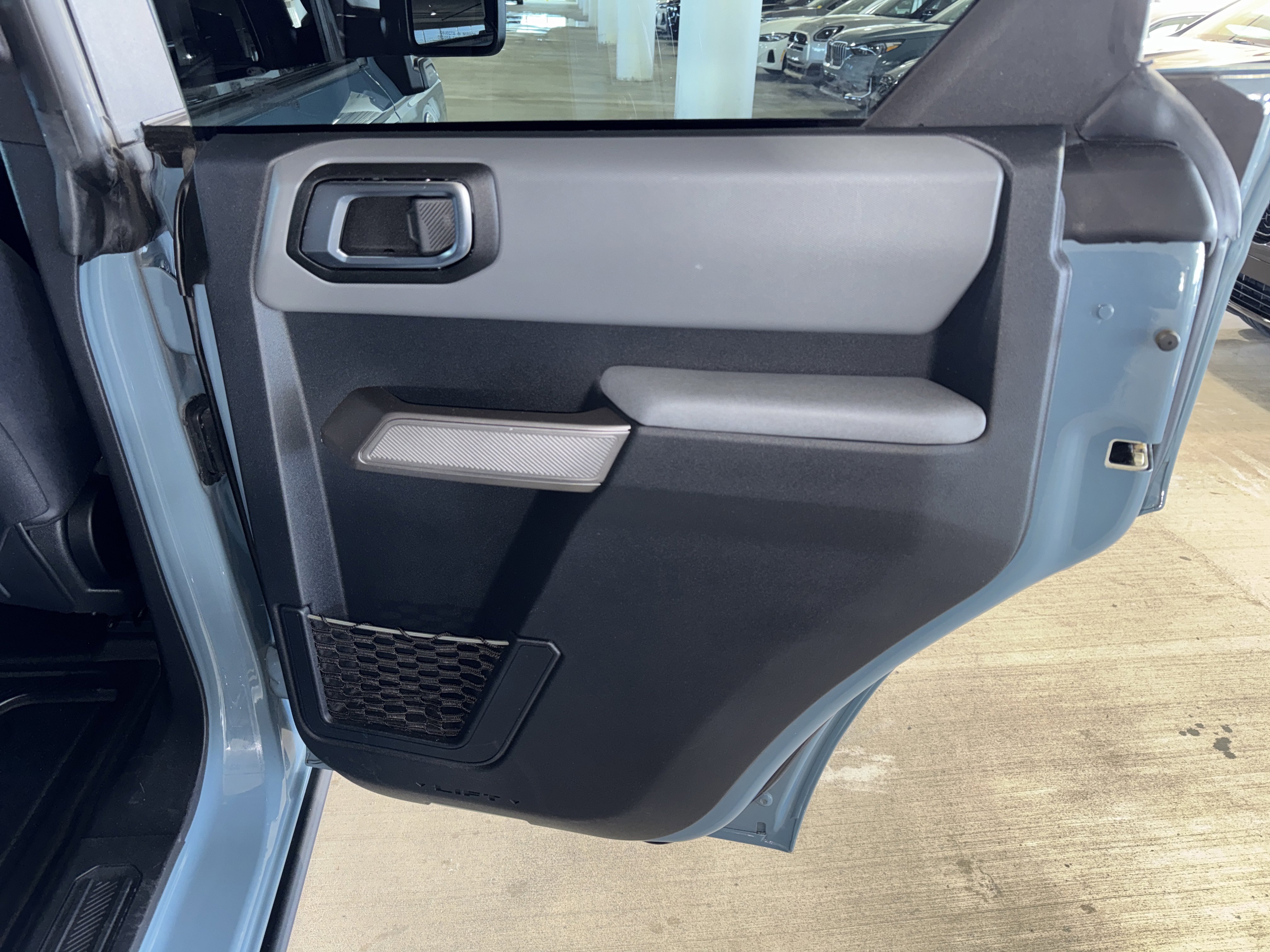 Used 2022 Ford Bronco Everglades image 11