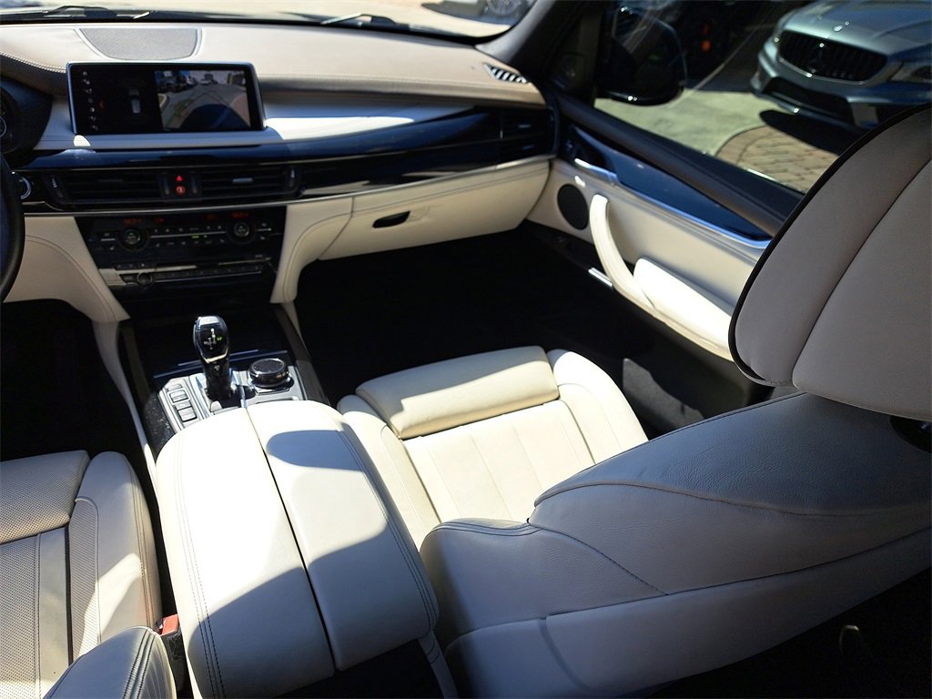 Used 2018 BMW X5 xDrive50i image 17