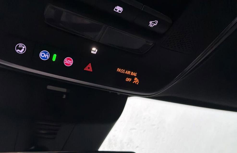 Used 2026 Chevrolet Traverse RS AWD/4WD image 12