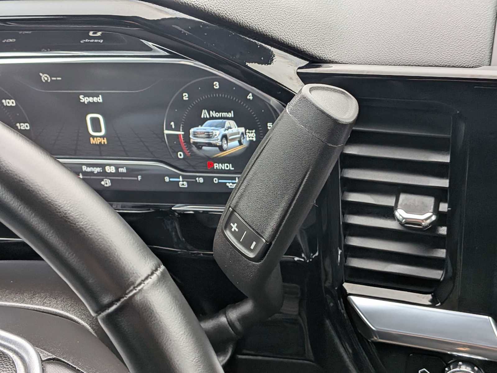 Used 2024 GMC Sierra 1500 Elevation w/ LPO, Elevation Black Package image 31