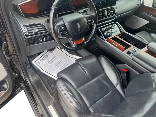 Used 2023 Lincoln Navigator L Reserve AWD/4WD image 11