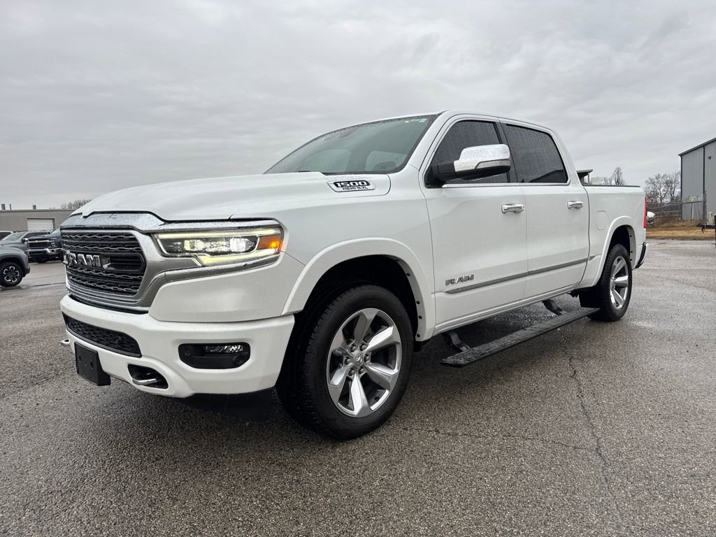 Used 2022 RAM 1500 Limited w/ Body Color Bumper Group image 2