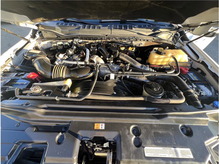 Used 2019 Ford F250 Lariat w/ Lariat Value Package image 27