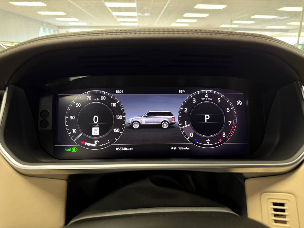 Used 2020 Land Rover Range Rover HSE image 15
