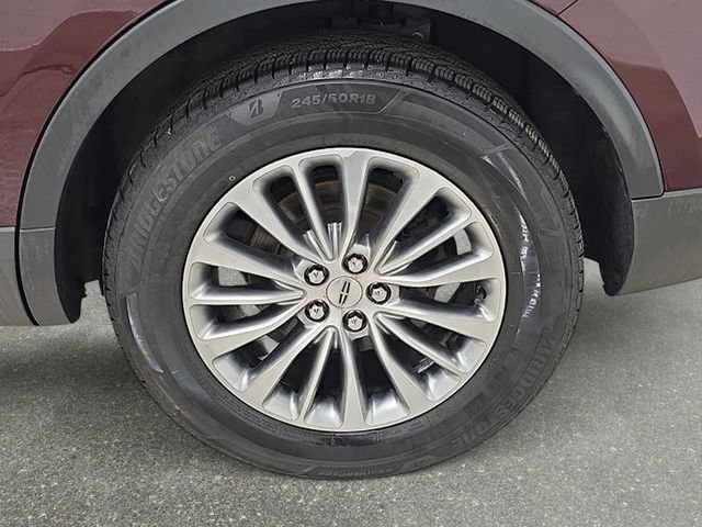 Used 2018 Lincoln MKX Select w/ Select Plus Package AWD/4WD image 31