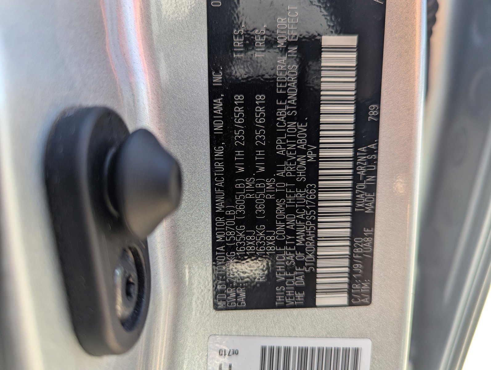 Used 2023 Toyota Highlander L image 33