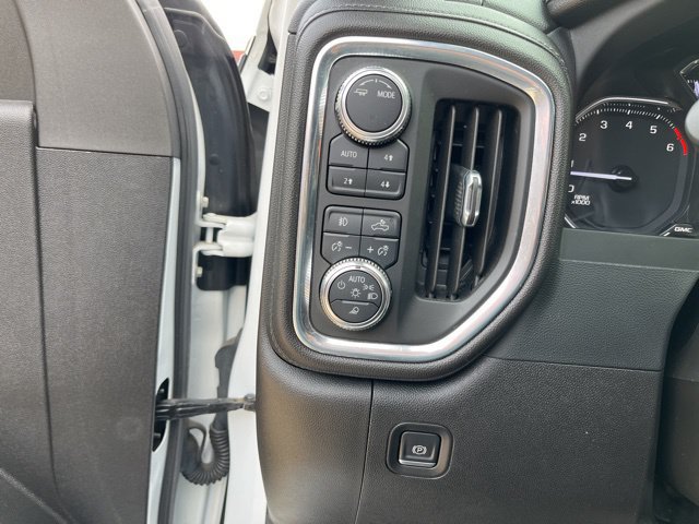 Used 2022 GMC Sierra 2500 SLT AWD/4WD image 28