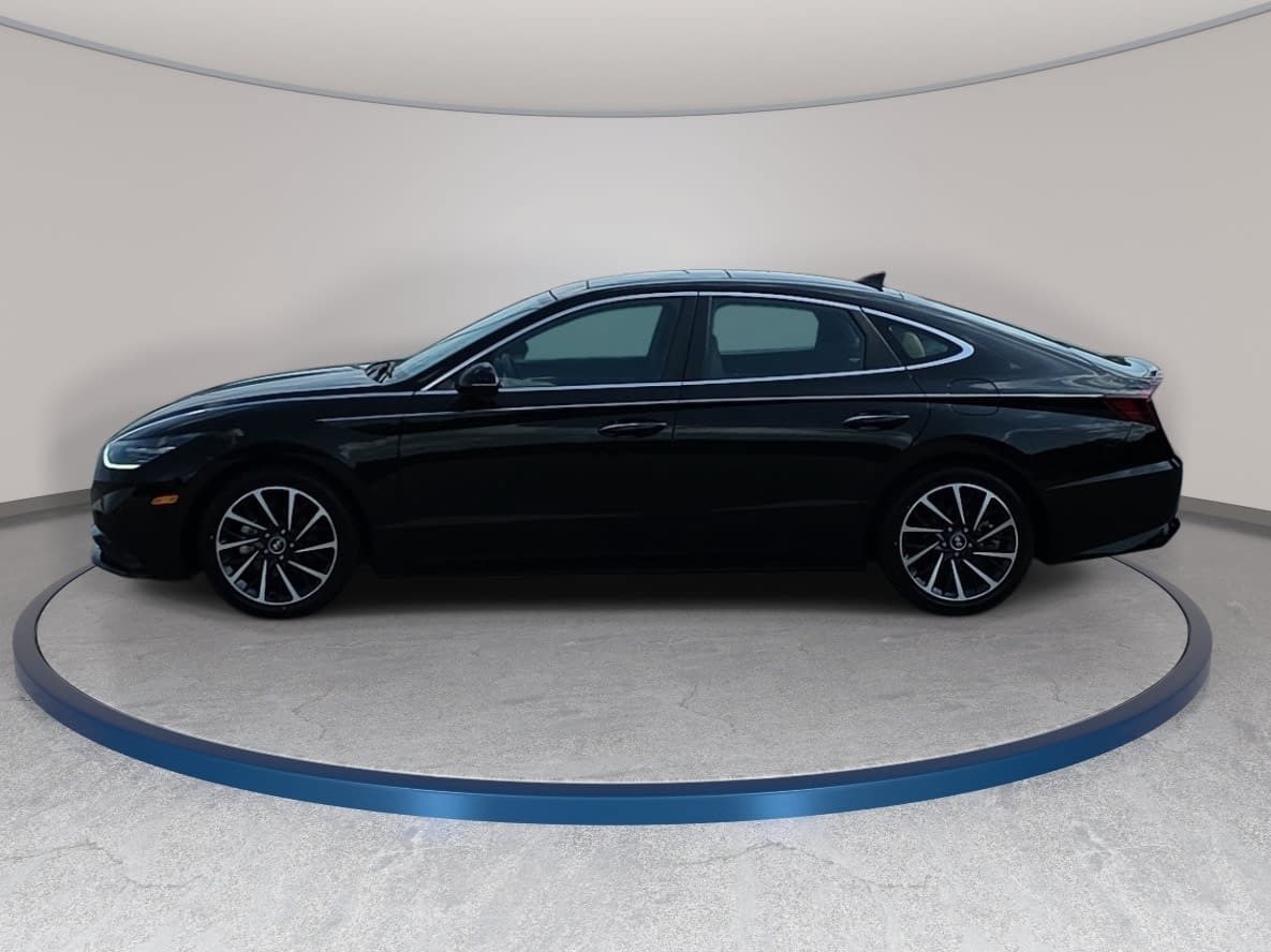 Used 2023 Hyundai Sonata Limited w/ Cargo Package FWD image 8