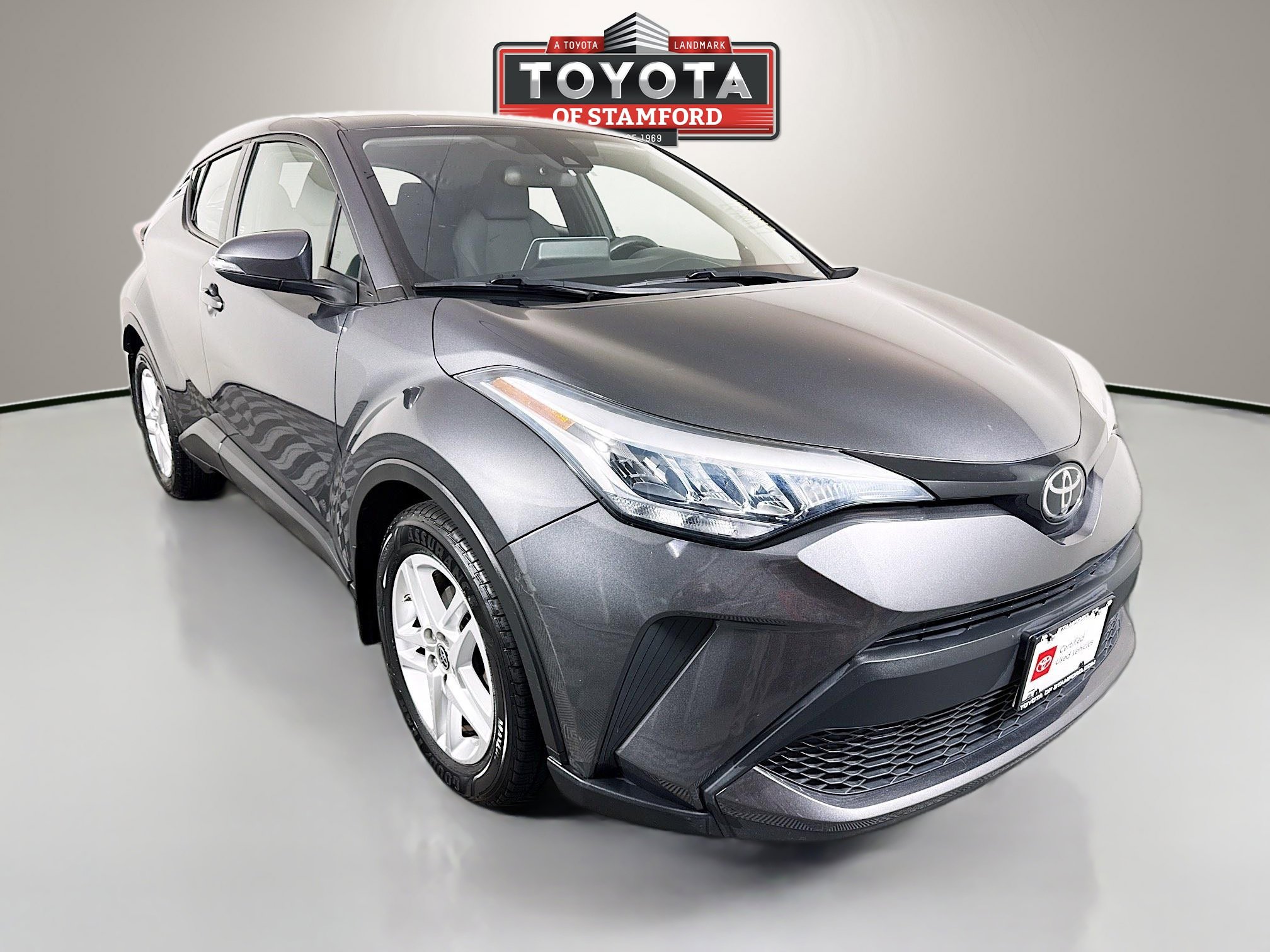 Certified 2020 Toyota C-HR LE image 1