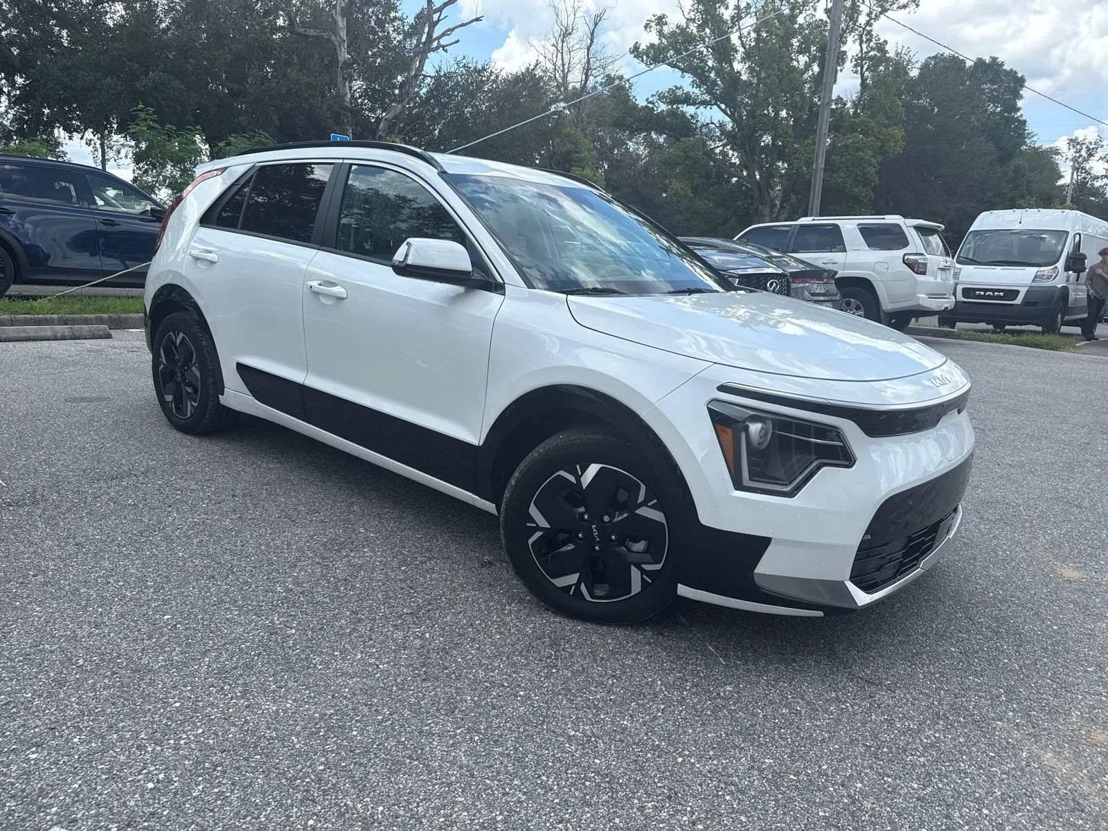 Used 2023 Kia Niro Wind FWD image 8