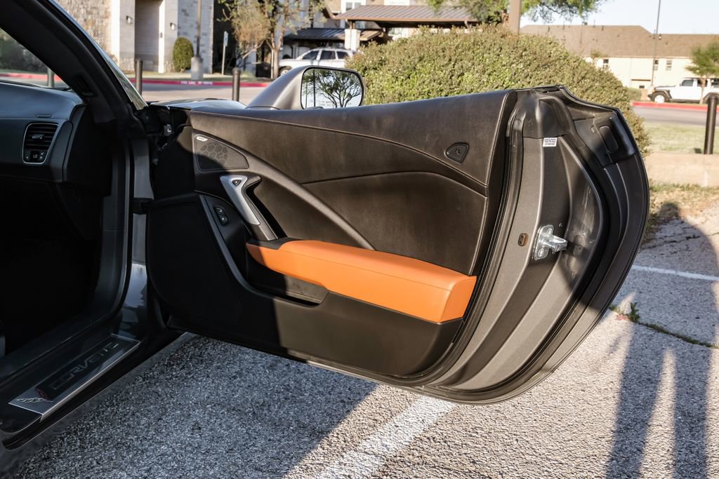 Used 2016 Chevrolet Corvette Stingray Convertible w/ 2LT Preferred Equipment Group image 40