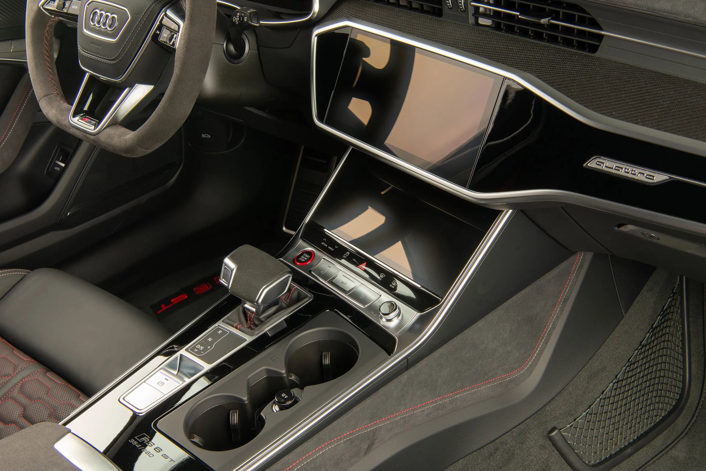 Used 2025 Audi RS 6 performance image 15