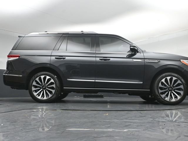 Used 2023 Lincoln Navigator Reserve AWD/4WD image 43