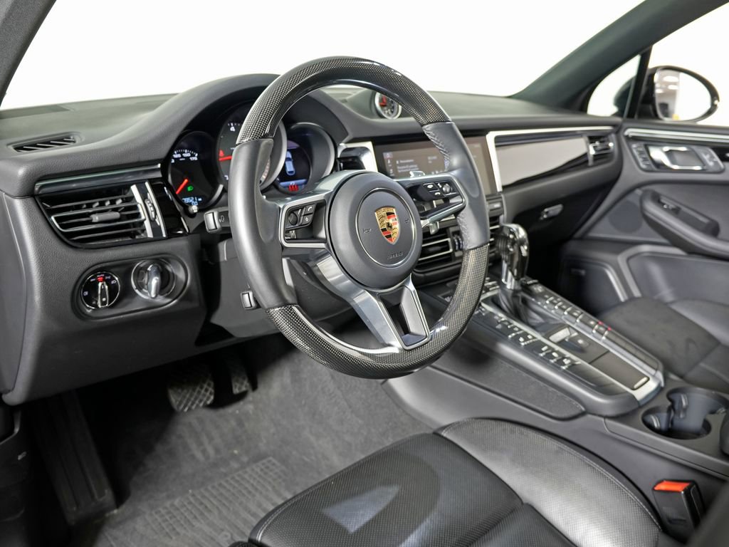 Certified 2021 Porsche Macan S AWD/4WD image 4