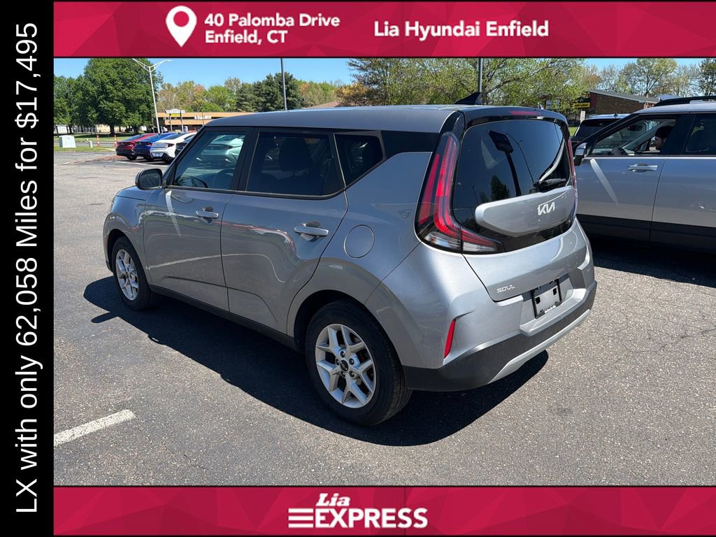 Used 2024 Kia Soul LX w/ Option Group 015 FWD image 5