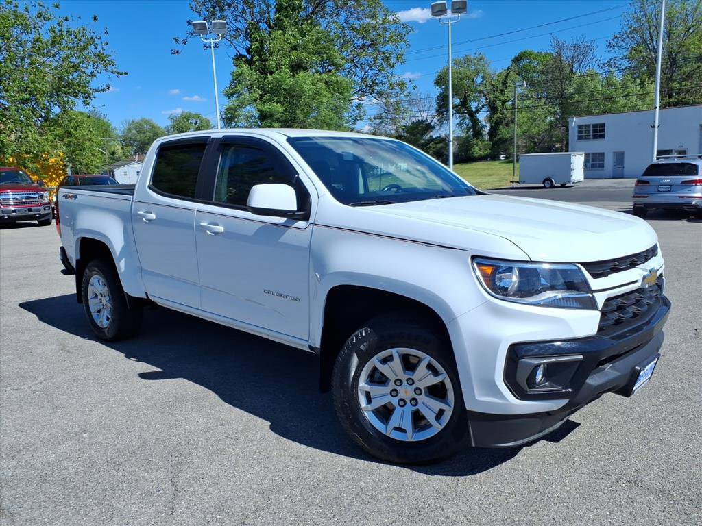 Used 2022 Chevrolet Colorado LT w/ LT Convenience Package AWD/4WD image 2