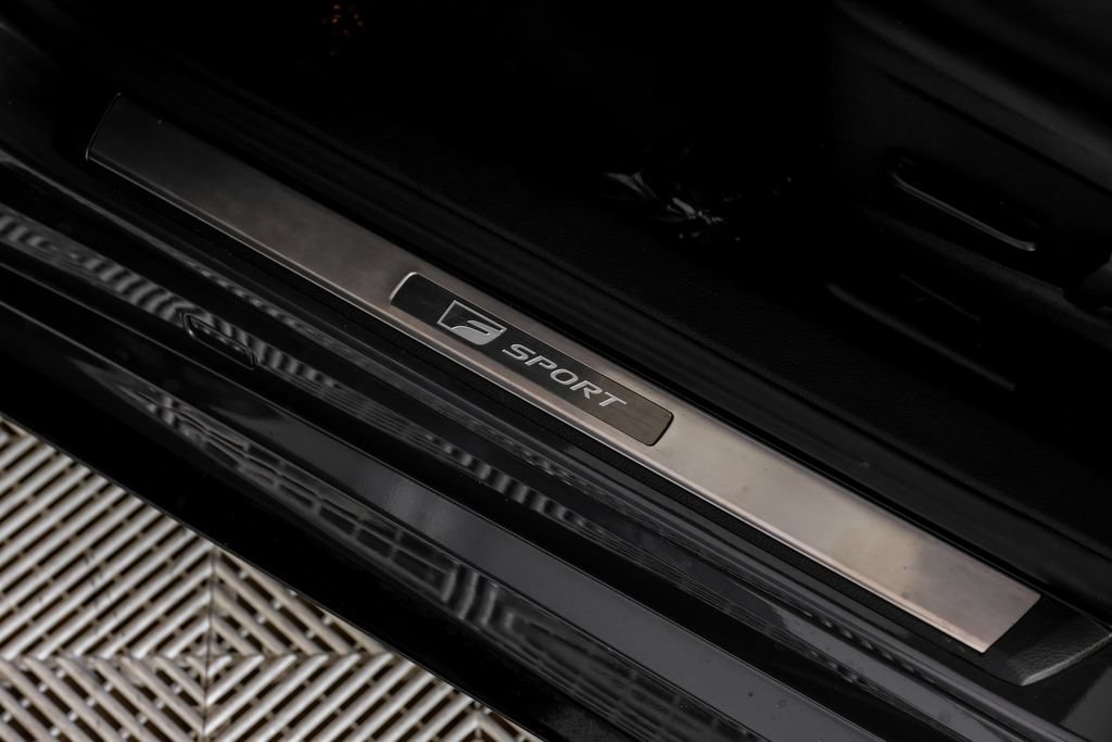 Used 2022 Lexus IS 350 F Sport RWD image 38