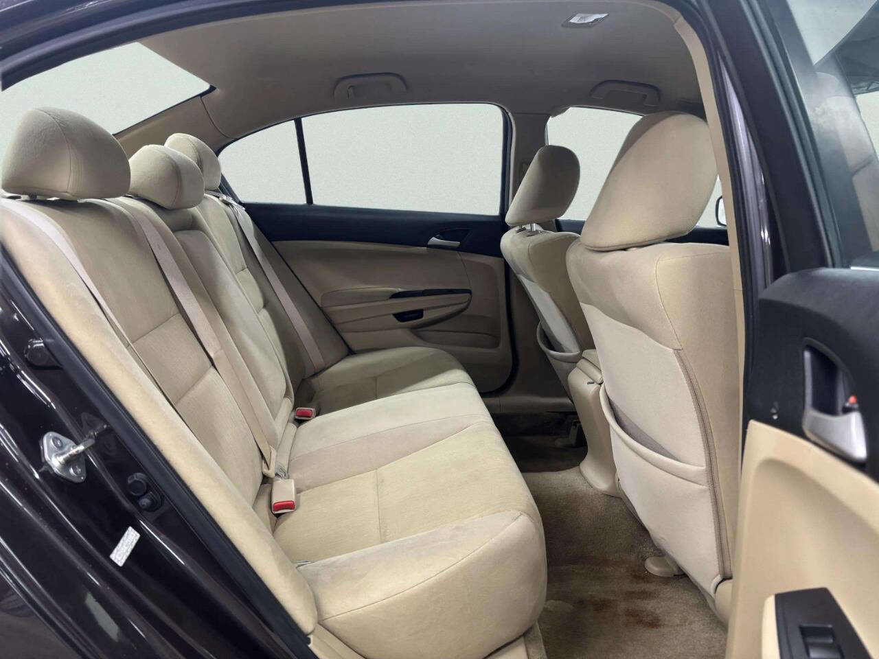 Used 2011 Honda Accord LX image 17