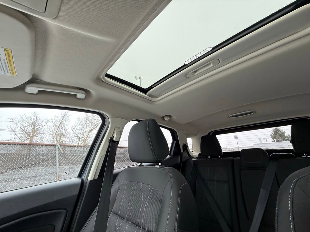 Used 2022 Ford EcoSport SE w/ SE Convenience Package image 25