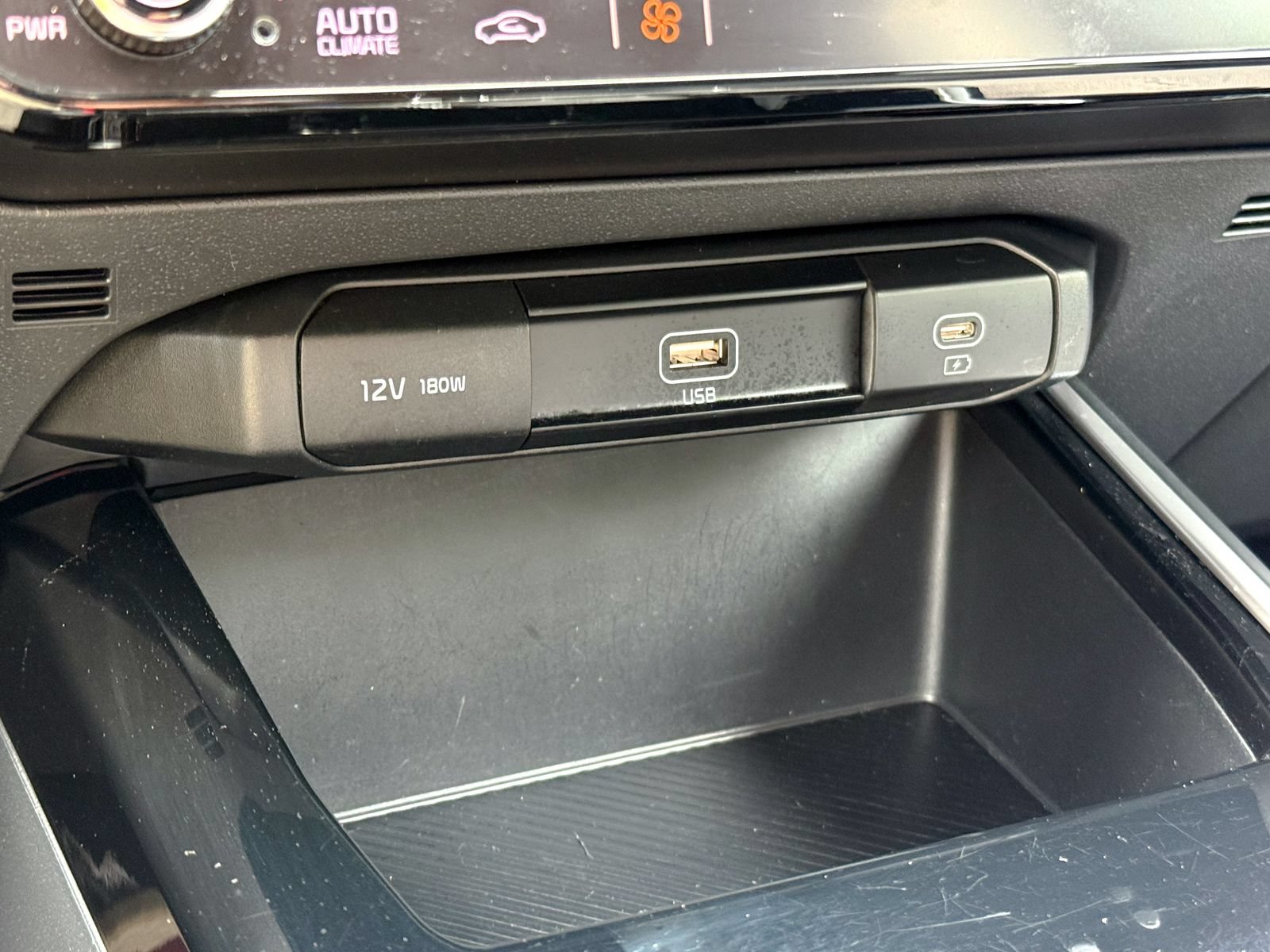 Certified 2025 Kia Niro LX FWD image 22