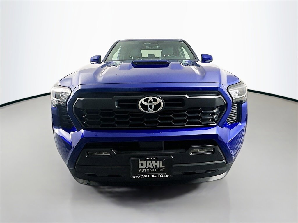 Used 2024 Toyota Tacoma TRD Sport image 3