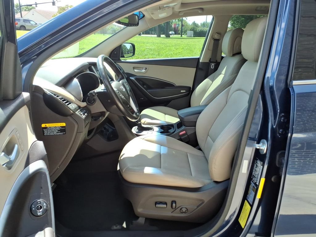 Used 2017 Hyundai Santa Fe Sport w/ 2.4L Tech Package 04 FWD image 13
