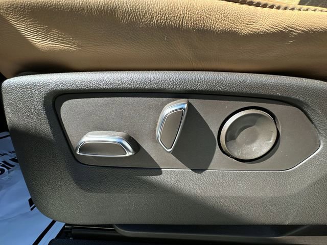 Certified 2023 Cadillac Escalade Premium Luxury w/ Performance Package image 20