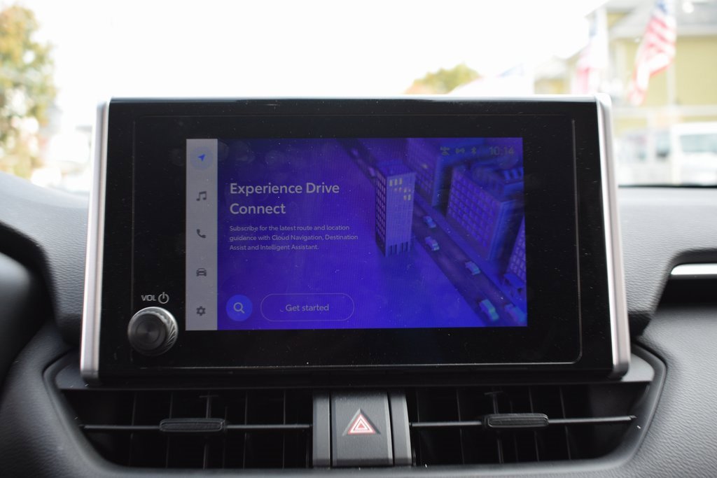 Used 2025 Toyota RAV4 LE image 18