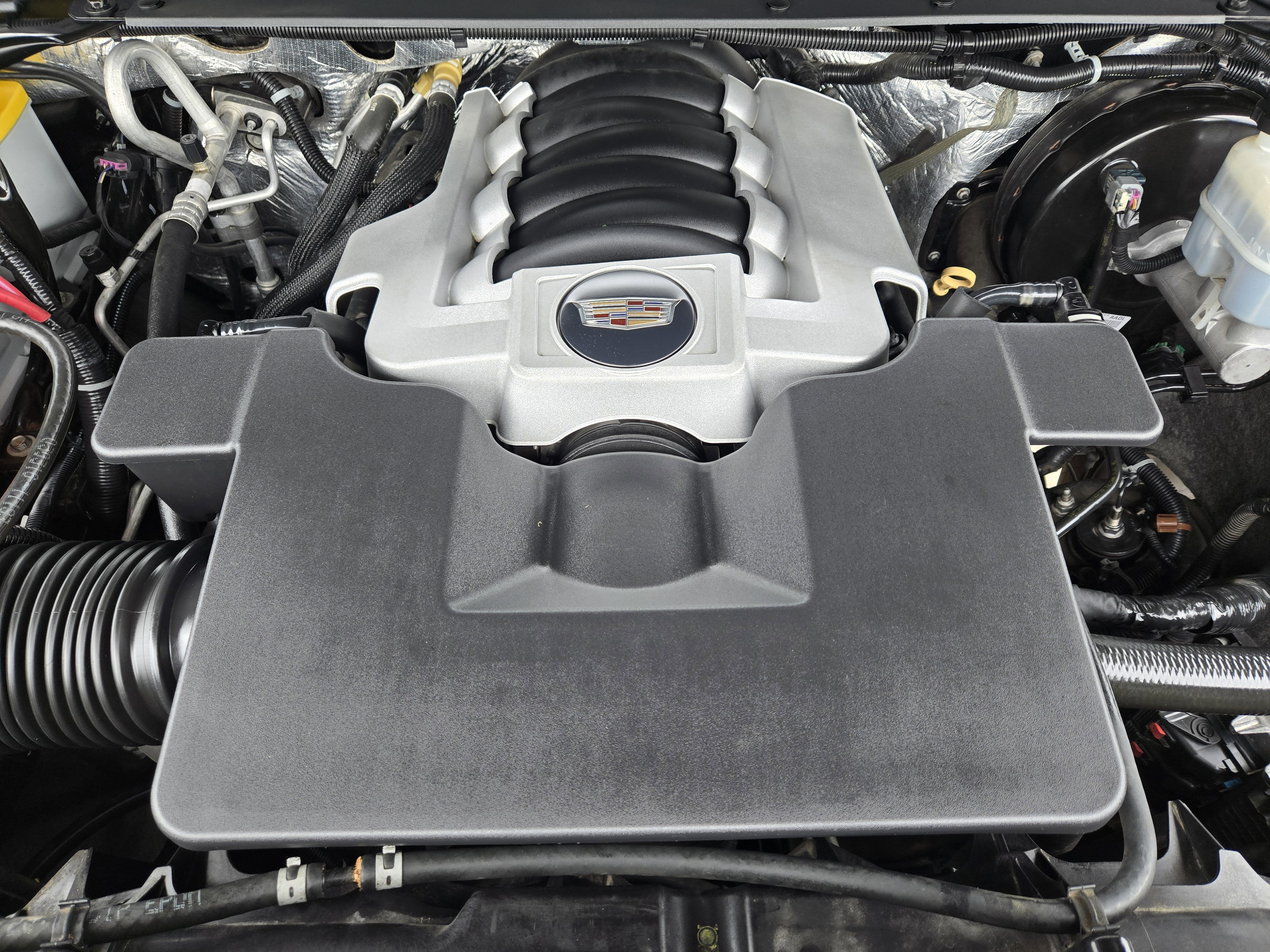 Used 2016 Cadillac Escalade Premium image 29