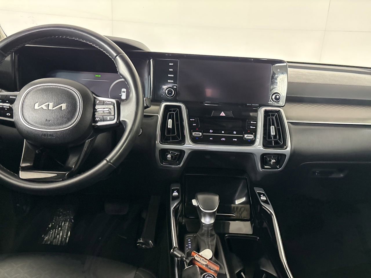 Used 2023 Kia Sorento SX FWD image 23
