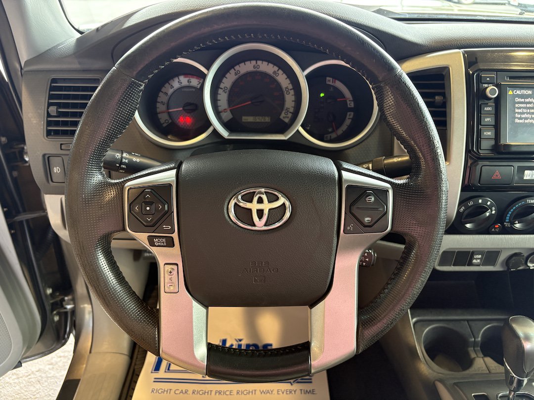 Used 2014 Toyota Tacoma 4x4 Double Cab w/ TRD Sport Package image 12
