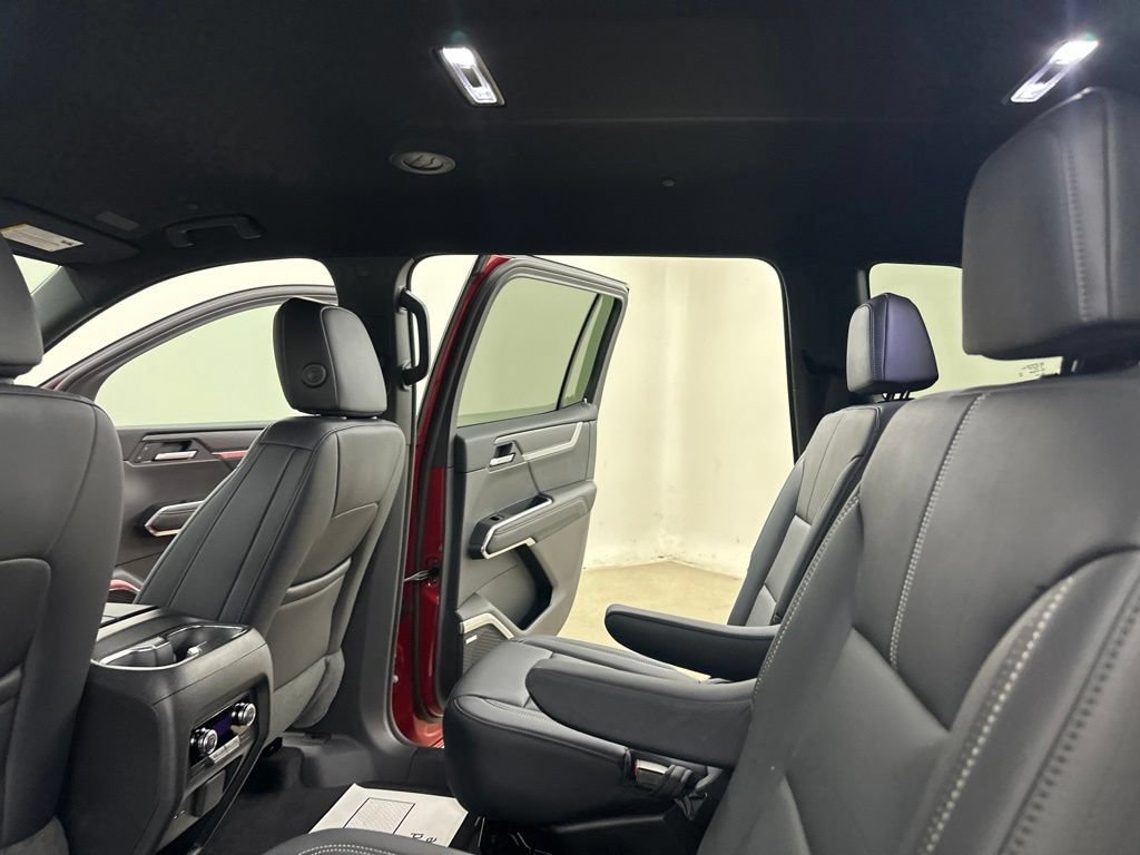 New 2026 GMC Acadia Elevation w/ Elevation Premium Package AWD/4WD image 37