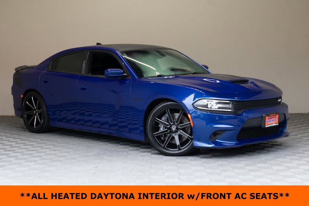 Used 2018 Dodge Charger R/T image 2