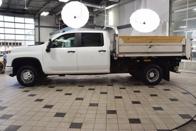Used 2024 Chevrolet Silverado 3500 W/T w/ WT Convenience Package AWD/4WD image 3