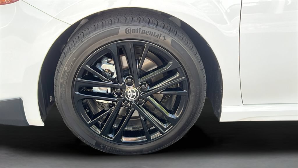 Used 2026 Toyota Camry SE FWD image 26