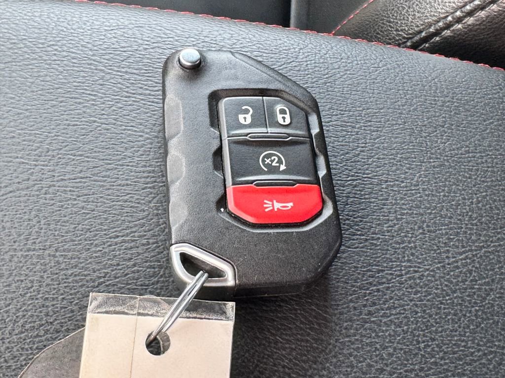 Used 2023 Jeep Gladiator Rubicon w/ LED Lighting Group image 34